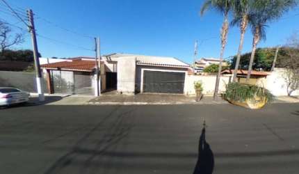 Casa Padrão em São Carlos