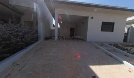 casa em condomínio fechado.