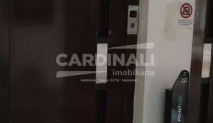 Apartamento padrão com excelente localização