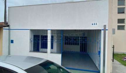 Casa sobrado com 4 dormitórios no Jardim Lutfalla em São Carlos