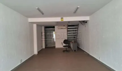Salao comercial em galeria com ótima localização e muito movimento