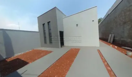 Casa nova com lindo acabamento e localização espetacular