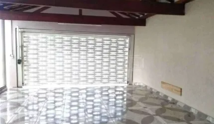Casa de condomínio com 2 dormitórios e 1 suíte no Parque Fehr próxima a Unicep em São Carlos