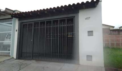 Casa térrea - Portal do Sol - Garagem coberta - Churrasqueira