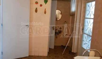 Casa sobrado com 2 dormitórios e 1 suíte no Centro próxima ao Hospital Santa Casa em São Carlos