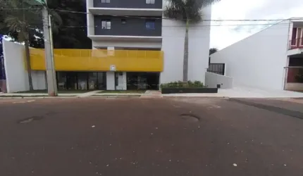Apartamento de um dormitório completo de armários ao lado da USP.