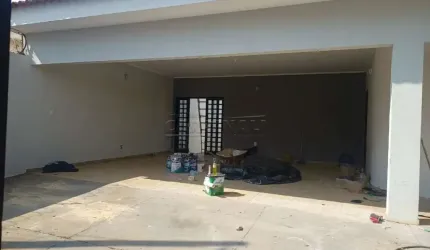 Casa com boa localização próximo escola e creche