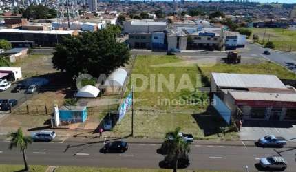 Terreno Comercial em São Carlos