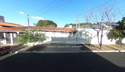 Imóvel Térreo em uma Localização muito agradável no Bairro Samambaia.