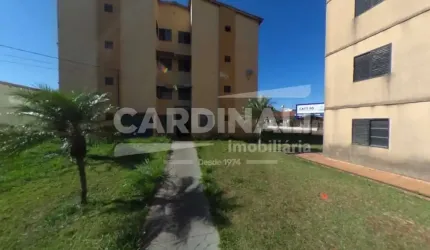 Apartamento de Dois dormitórios localizado no bairro Bota Fogo Conjunto de Edifício Romeu Santini.