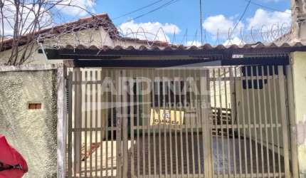 Casa Térrea localizada no bairro Bela vista