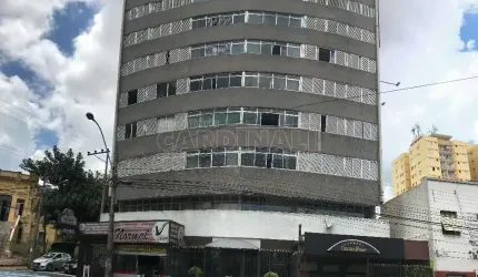 Apartamento com 3 dormitórios no Centro próximo a Escola Álvaro Guião em São Carlos