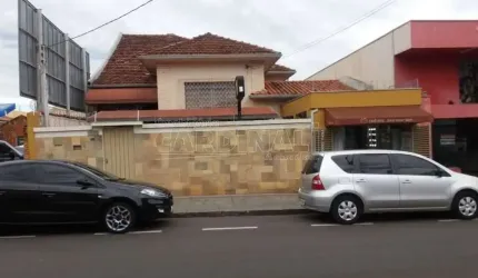 Casa com 2 dormitórios e 2 suítes no centro de São Carlos.
