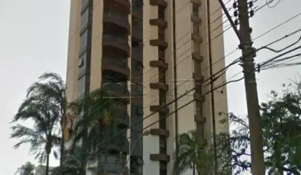 Excelente localização.