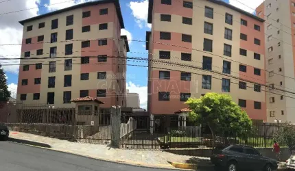 Apartamento com 2 dormitórios no Centro próximo ao Poupa Tempo em São Carlos