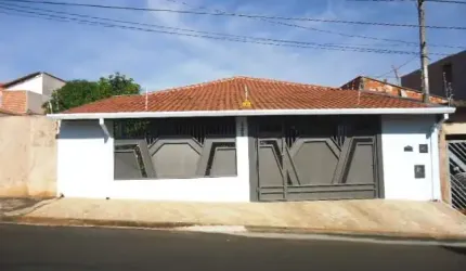 Casa Padrão em São Carlos