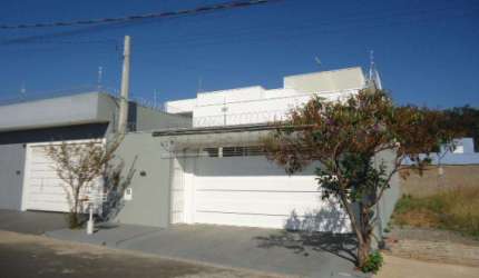 Casa Padrão em São Carlos