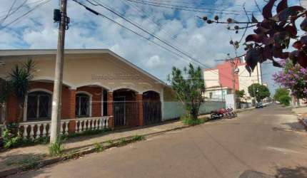 Casa Padrão em São Carlos