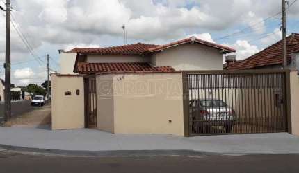 Casa Padrão em São Carlos