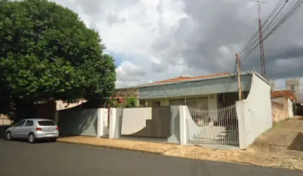Casa Padrão em São Carlos