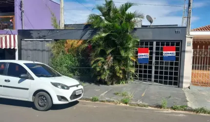 Casa com 3 dormitórios e 1 suíte no Jardim Nova Santa Paula próxima a USP em São Carlos