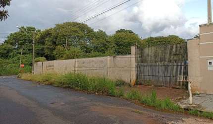 Terreno Padrão em São Carlos