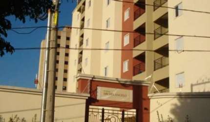 Apartamento no Edificio Michelangelo em São Carlos - SP