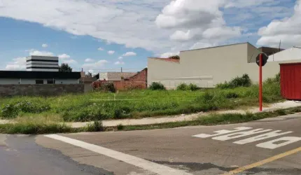 Terreno Padrão em São Carlos