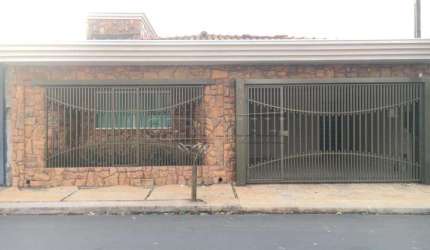 Casa Padrão em São Carlos