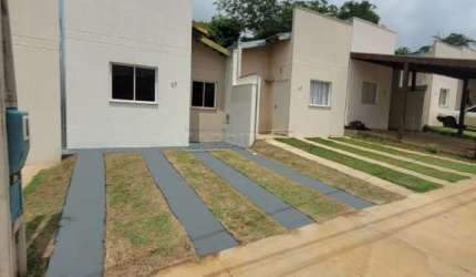 Casa em condomínio em Água Vermelha.