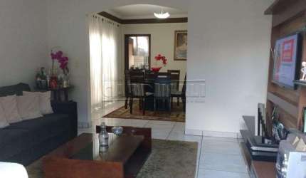 Casa Padrão em São Carlos
