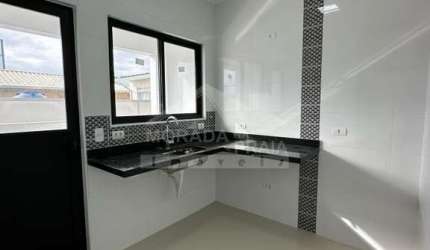 Casa de condominio sobreposta alta com piscina