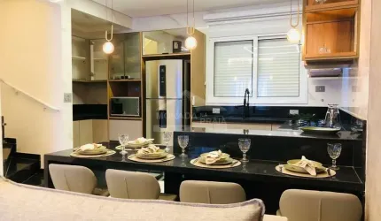 Residencial em CONDOMÍNIO FECHADO,  2 dormitórios com 2 suítes na Guilhermina ( Praia Grande ).