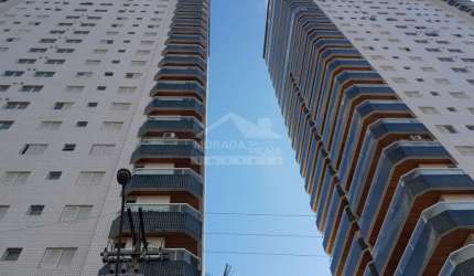 Super Cobertura no FORTE, 4 suítes, piscina, quintal, 4 VAGAS, só na imobiliária em Praia Grande.