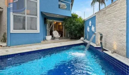 Casa a 50 metros da Praia Região Nobre!