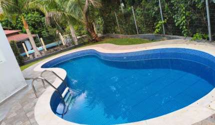 Casa a Venda em Condomínio Costa do Sol