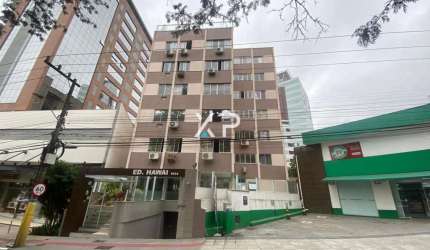 Apartamento para alugar no Centro /Beira-mar Florianópolis com 4 Quartos 3 banheiros 1 vaga de garagem