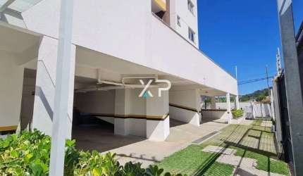 Apartamento semi mobiliado com 2 quartos a venda na Pedra Branca.