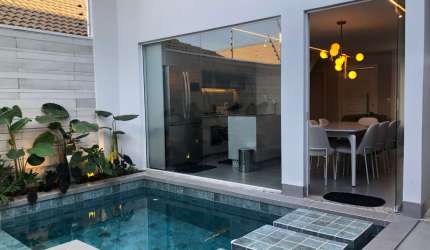 Vendo Sobrado Alto padrão com Piscina - Semi-Mobiliado - Jardim Novo Oasis - Maringá-PR.