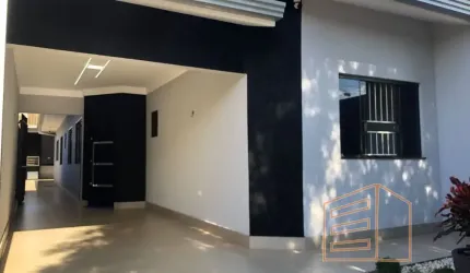Vendo - Ótima casa 3 quartos (1 suíte + 2 quartos) Semi Mobiliada - Jd Pinheiros II - Maringá-PR.