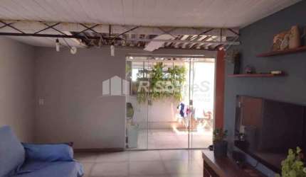 Casa com 3 quartos à venda na Rua Mogurari, Oswaldo Cruz, Rio de Janeiro, 195 m2 por R$ 430.000