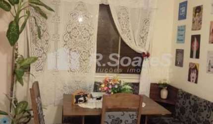 Apartamento com 2 quartos à venda na Rua Otton da Fonseca, Jardim Sulacap, Rio de Janeiro, 47 m2 por R$ 195.000