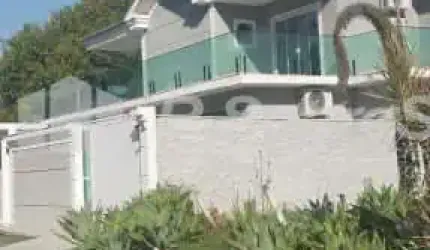 Terreno em condomínio fechado à venda na Estrada do Cafundá, Taquara, Rio de Janeiro, 303 m2 por R$ 440.000