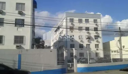 Apartamento com 2 quartos à venda na Rua Carinhanha, Magalhães Bastos, Rio de Janeiro, 53 m2 por R$ 140.000
