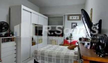 Kitnet / Stúdio à venda na Rua Sá Ferreira, Copacabana, Rio de Janeiro, 25 m2 por R$ 450.000