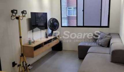 Apartamento com 2 quartos à venda na Rua Guilherme Fernandes, Jardim Sulacap, Rio de Janeiro, 53 m2 por R$ 240.000