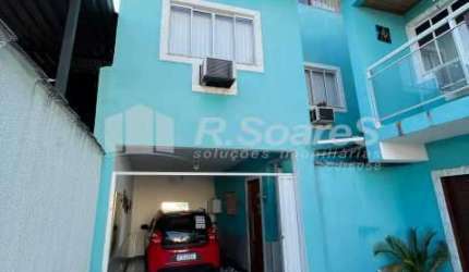 Casa em condomínio fechado com 3 quartos à venda na Rua Monclaro Mena Barreto, Vila Valqueire, Rio de Janeiro, 95 m2 por R$ 480.000