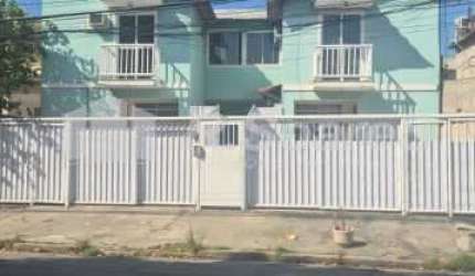Casa em condomínio fechado com 2 quartos à venda na Rua Alfenas, Bento Ribeiro, Rio de Janeiro, 70 m2 por R$ 213.000
