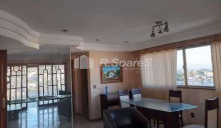 Apartamento com 3 quartos à venda na Rua das Dálias, Vila Valqueire, Rio de Janeiro, 101 m2 por R$ 600.000