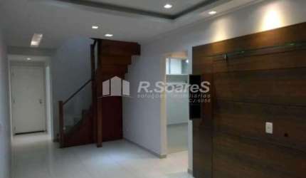 Apartamento com 4 quartos à venda na Rua Florianópolis, Praça Seca, Rio de Janeiro, 135 m2 por R$ 375.000